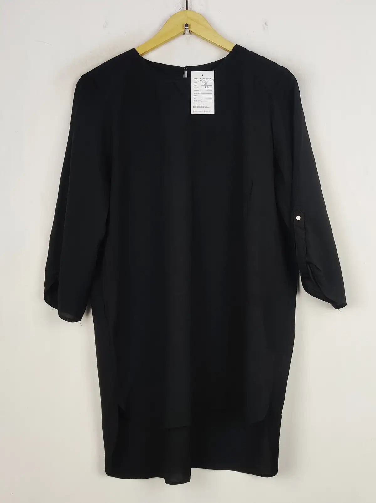 Buy online pre-used pre-loved 100% authentic & Original branded Mango (SWT-5079) available in Pakistan. Top international brands avilable.
