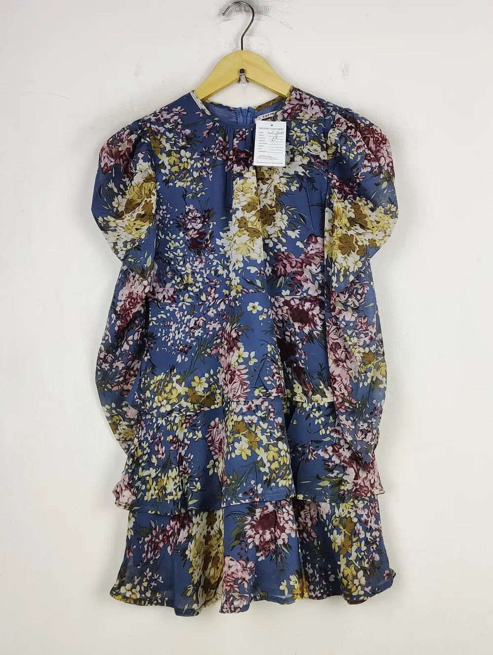 Buy online pre-used pre-loved 100% authentic & Original branded Shein (SWT-5089) available in Pakistan. Top international brands avilable.