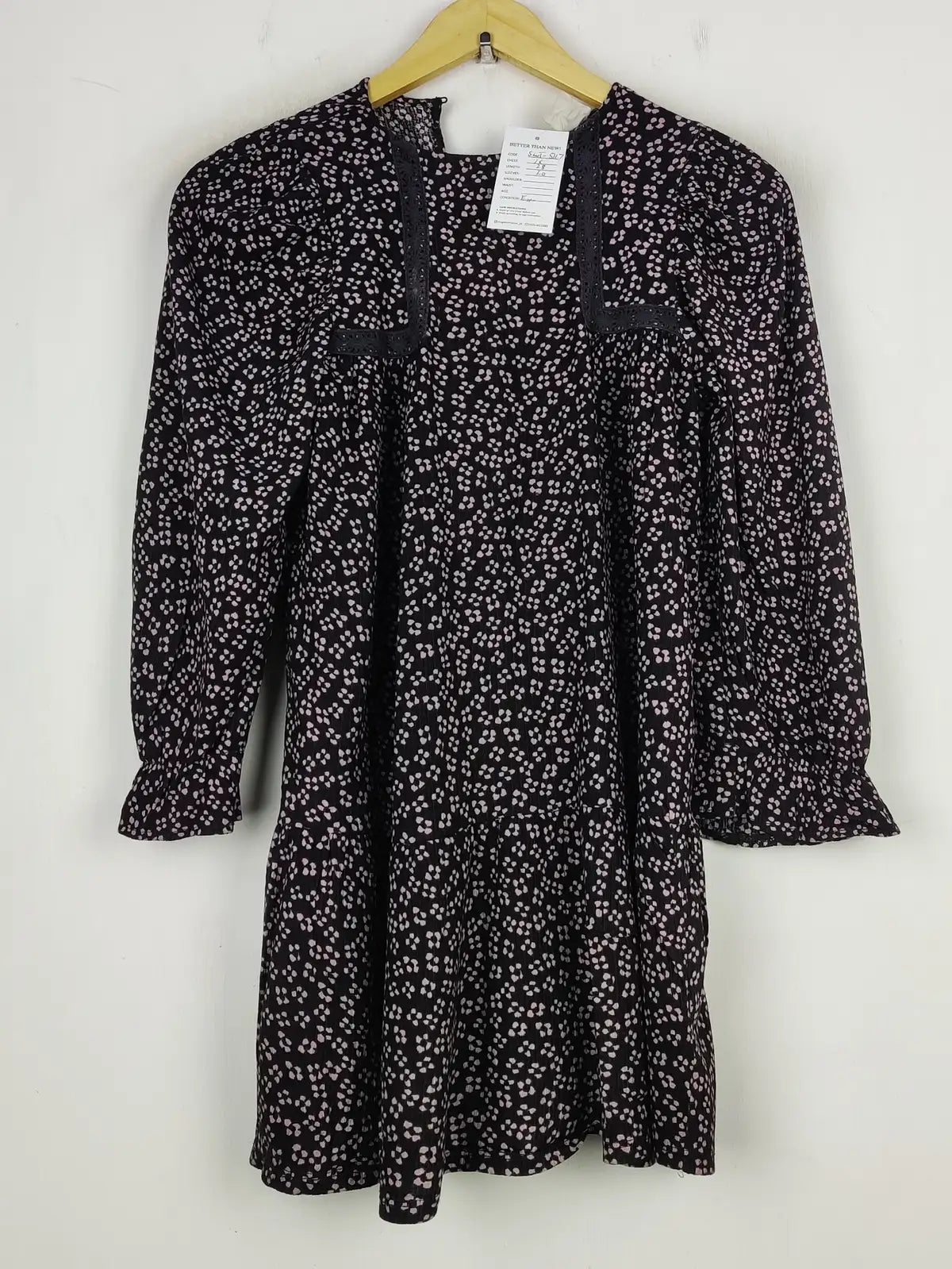 Buy online pre-used pre-loved 100% authentic & Original branded Zara (SWT-5117) available in Pakistan. Top international brands avilable.