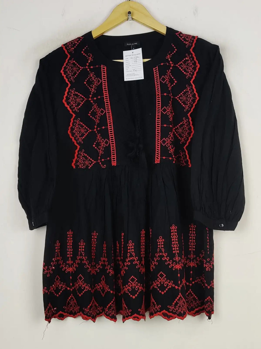 Buy online pre-used pre-loved 100% authentic & Original branded River Island (SWT-5144) available in Pakistan. Top international brands avilable.