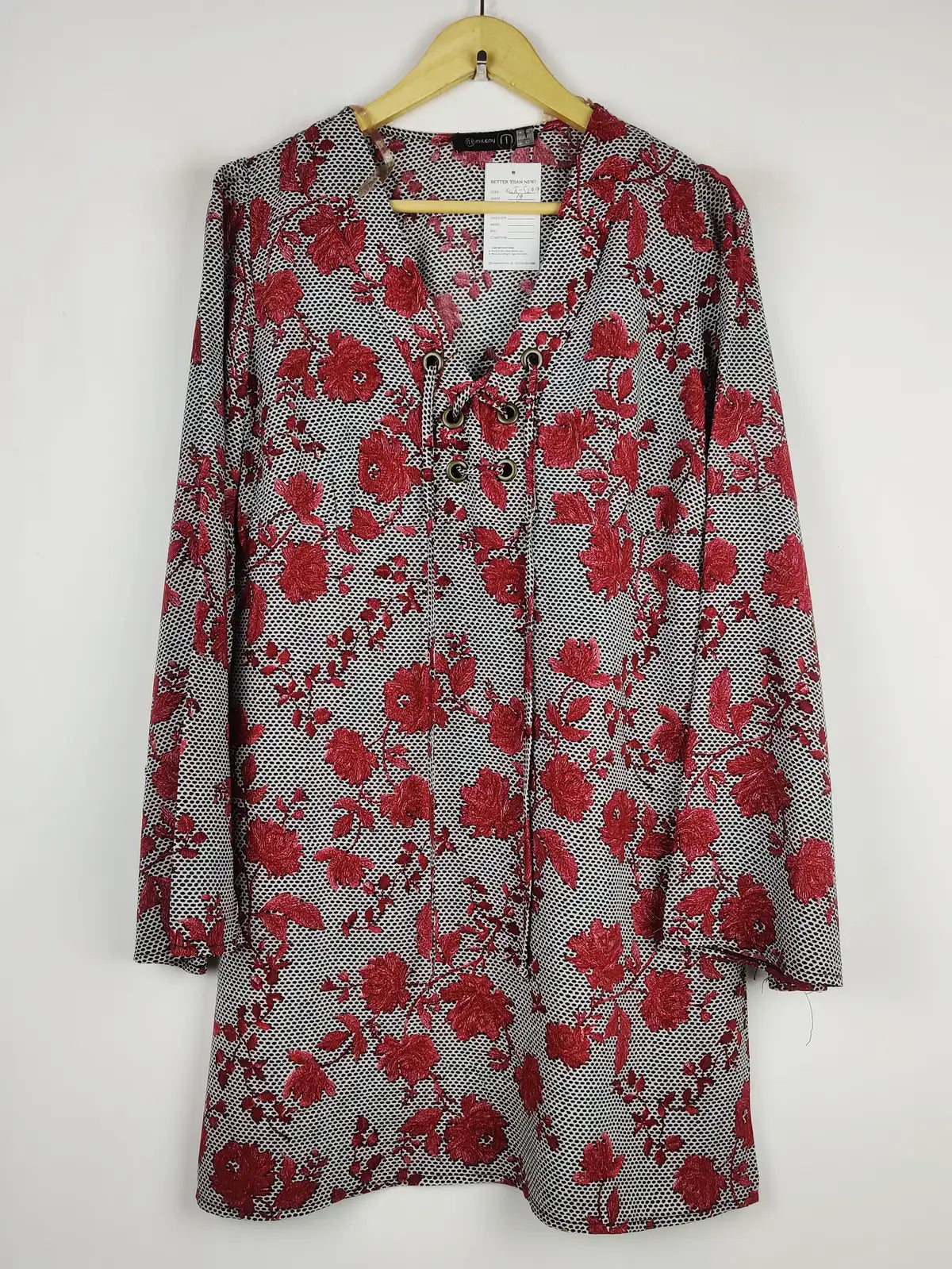 Buy online pre-used pre-loved 100% authentic & Original branded Mileny (SWT-5209) available in Pakistan. Top international brands avilable.