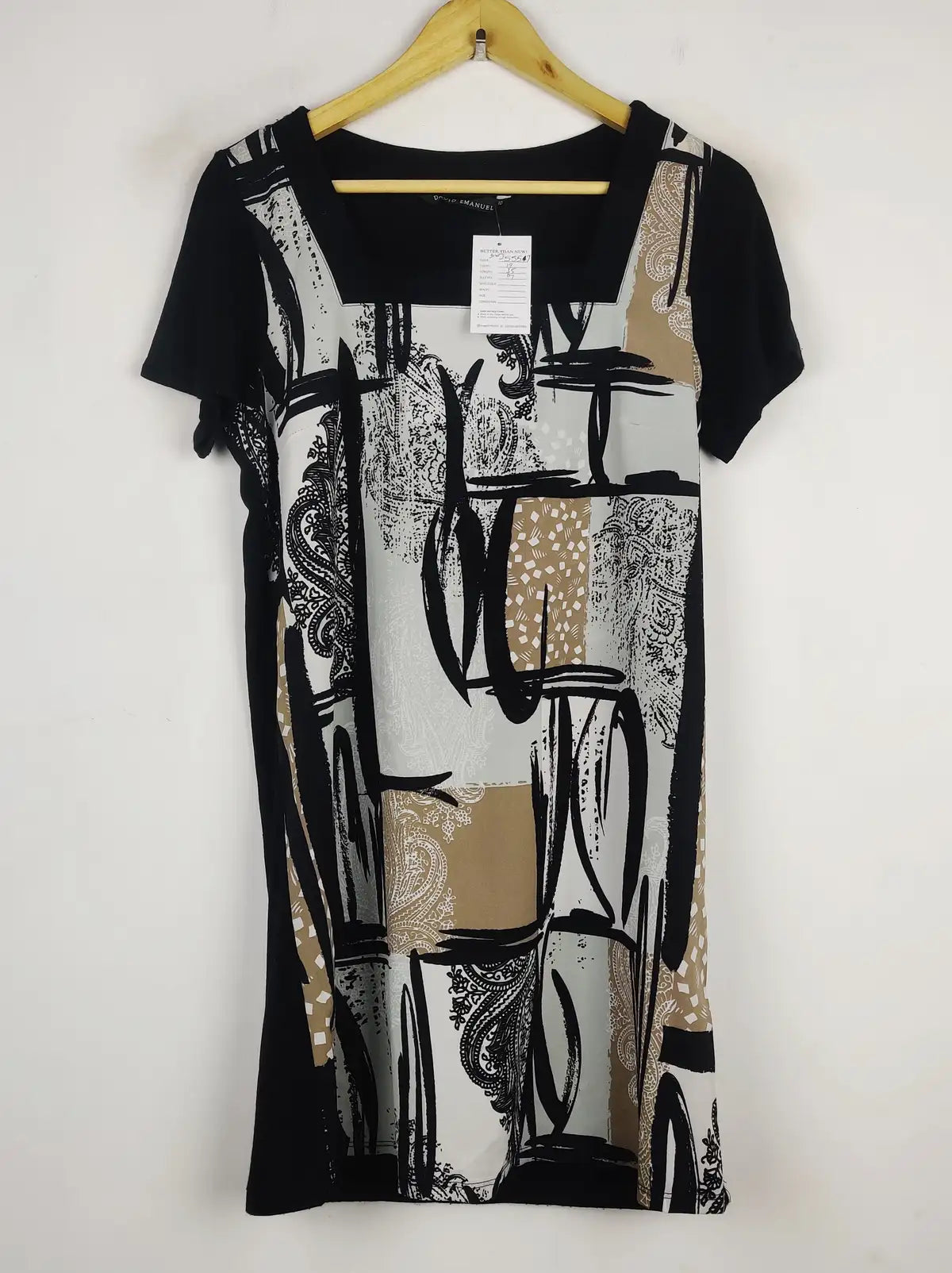 Buy online pre-used pre-loved 100% authentic & Original branded David Emanuel (SWT-5557) available in Pakistan. Top international brands avilable.
