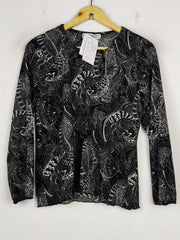 Buy online pre-used pre-loved 100% authentic & Original branded Charmant (SWT-5584) available in Pakistan. Top international brands avilable.