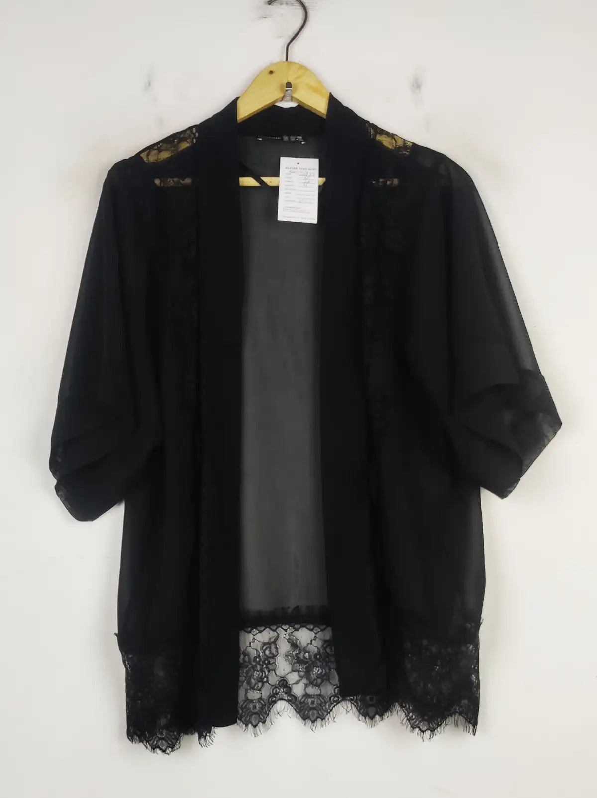 Buy online pre-used pre-loved 100% authentic & Original branded Atmosphere (SWT-5935) available in Pakistan. Top international brands avilable.