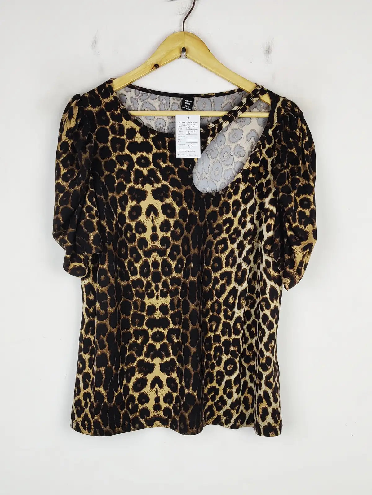 Buy online pre-used pre-loved 100% authentic & Original branded Shein (SWT-5984) available in Pakistan. Top international brands avilable.