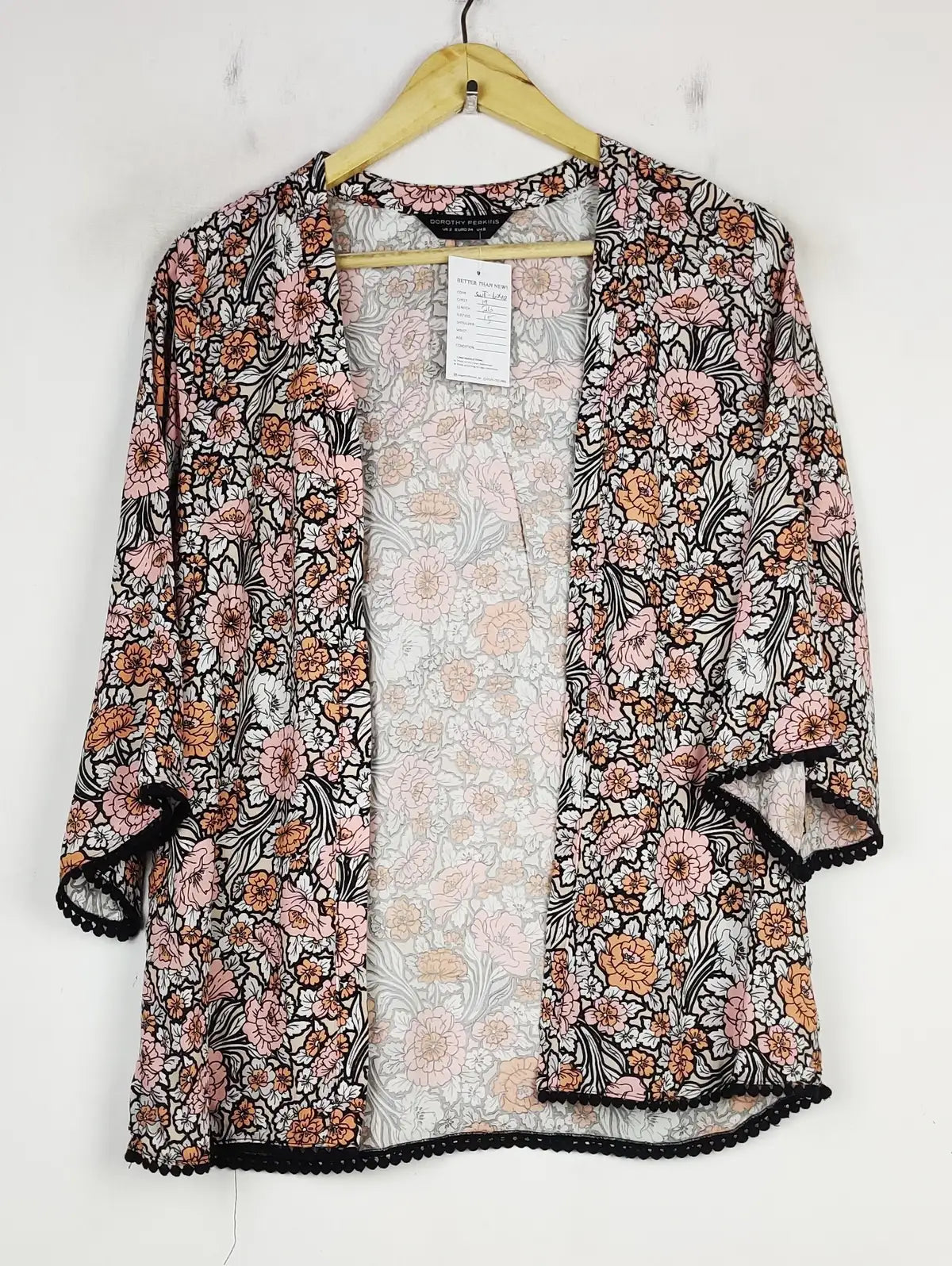 Buy online pre-used pre-loved 100% authentic & Original branded Dorothy Perkins (SWT-6040) available in Pakistan. Top international brands avilable.