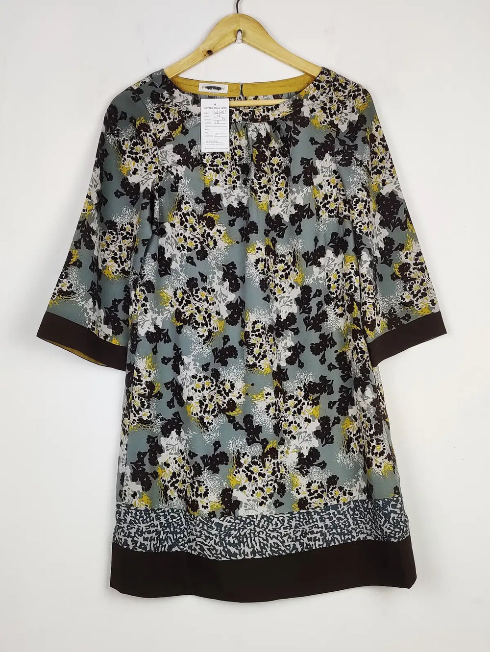 Buy online pre-used pre-loved 100% authentic & Original branded Monsoon (SWT-6061) available in Pakistan. Top international brands avilable.