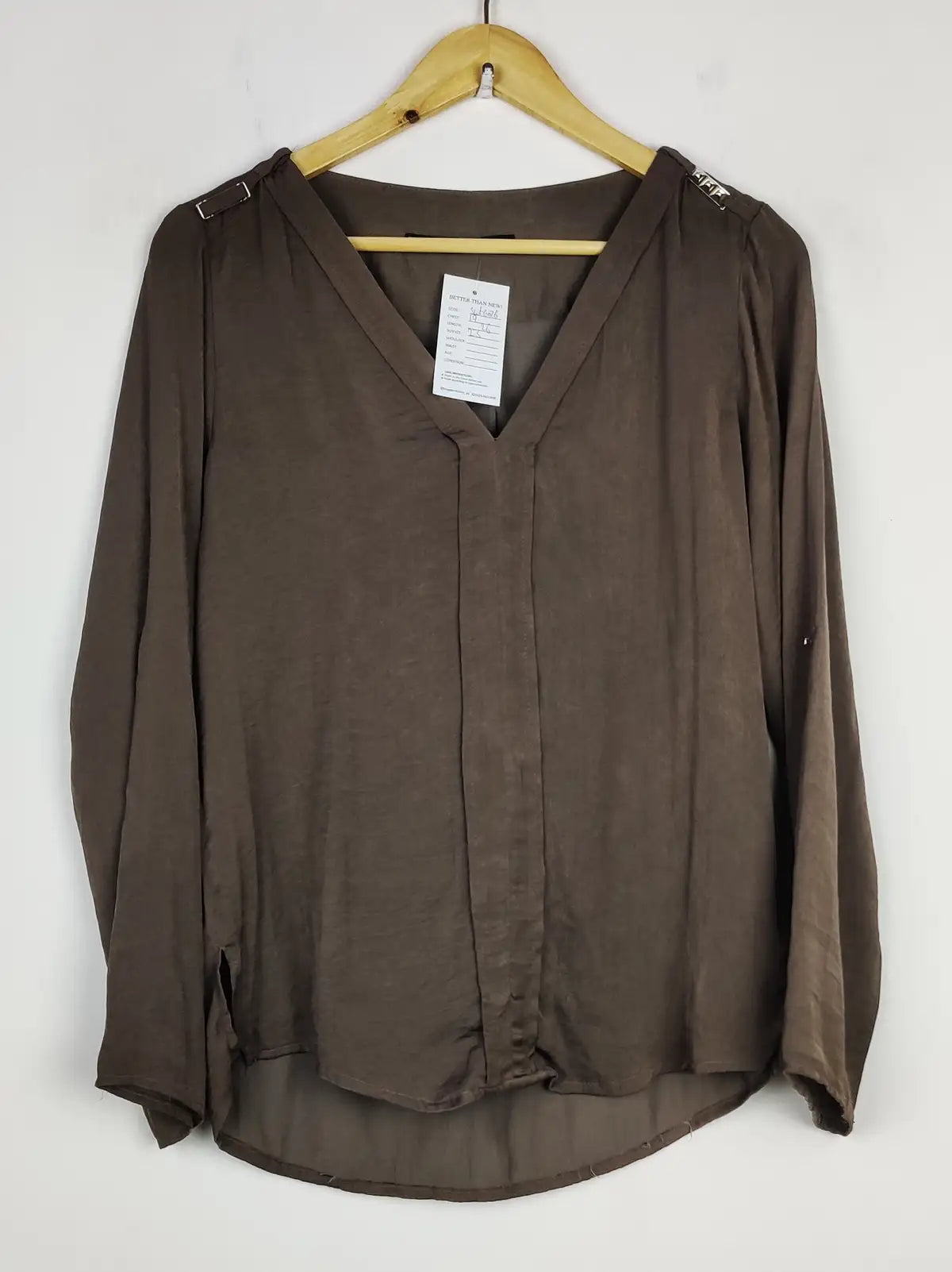Buy online pre-used pre-loved 100% authentic & Original branded Zara (SWT-6076) available in Pakistan. Top international brands avilable.