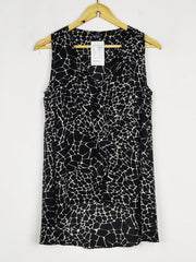 Buy online pre-used pre-loved 100% authentic & Original branded Forever21 (SWT-6098) available in Pakistan. Top international brands avilable.