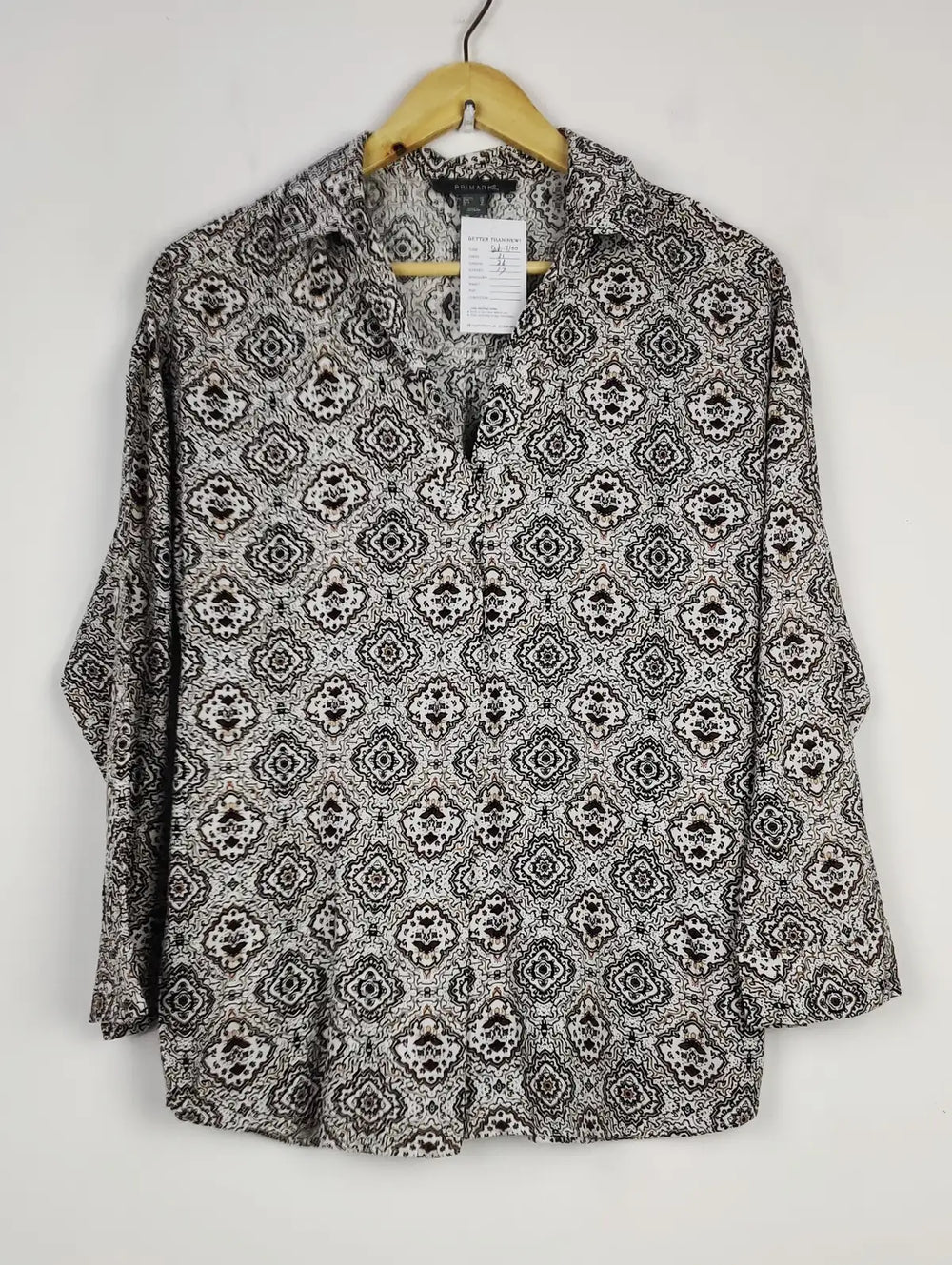 Buy online pre-used pre-loved 100% authentic & Original branded Primark (SWT-6100) available in Pakistan. Top international brands avilable.