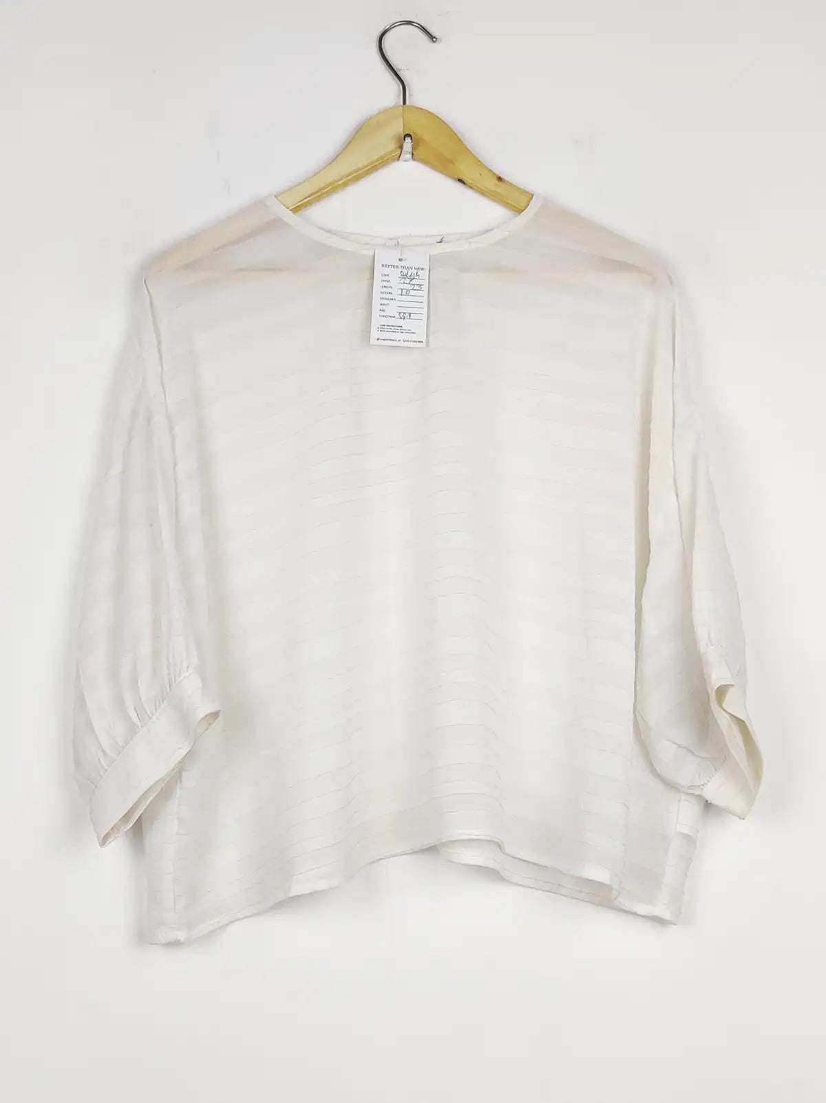 Buy online pre-used pre-loved 100% authentic & Original branded Primark (SWT-6114) available in Pakistan. Top international brands avilable.