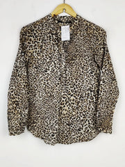 Buy online pre-used pre-loved 100% authentic & Original branded Zara (SWT-6119) available in Pakistan. Top international brands avilable.