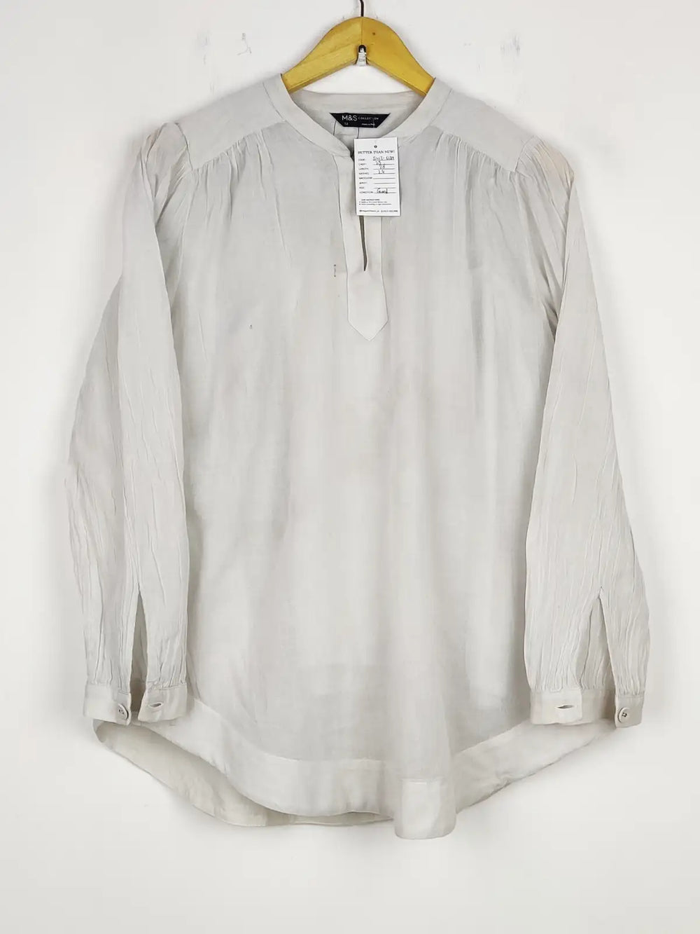 Buy online pre-used pre-loved 100% authentic & Original branded Marks & Spencer (SWT-6189) available in Pakistan. Top international brands avilable.