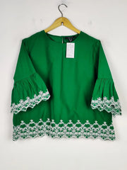 Buy online pre-used pre-loved 100% authentic & Original branded Primark (SWT-6193) available in Pakistan. Top international brands avilable.