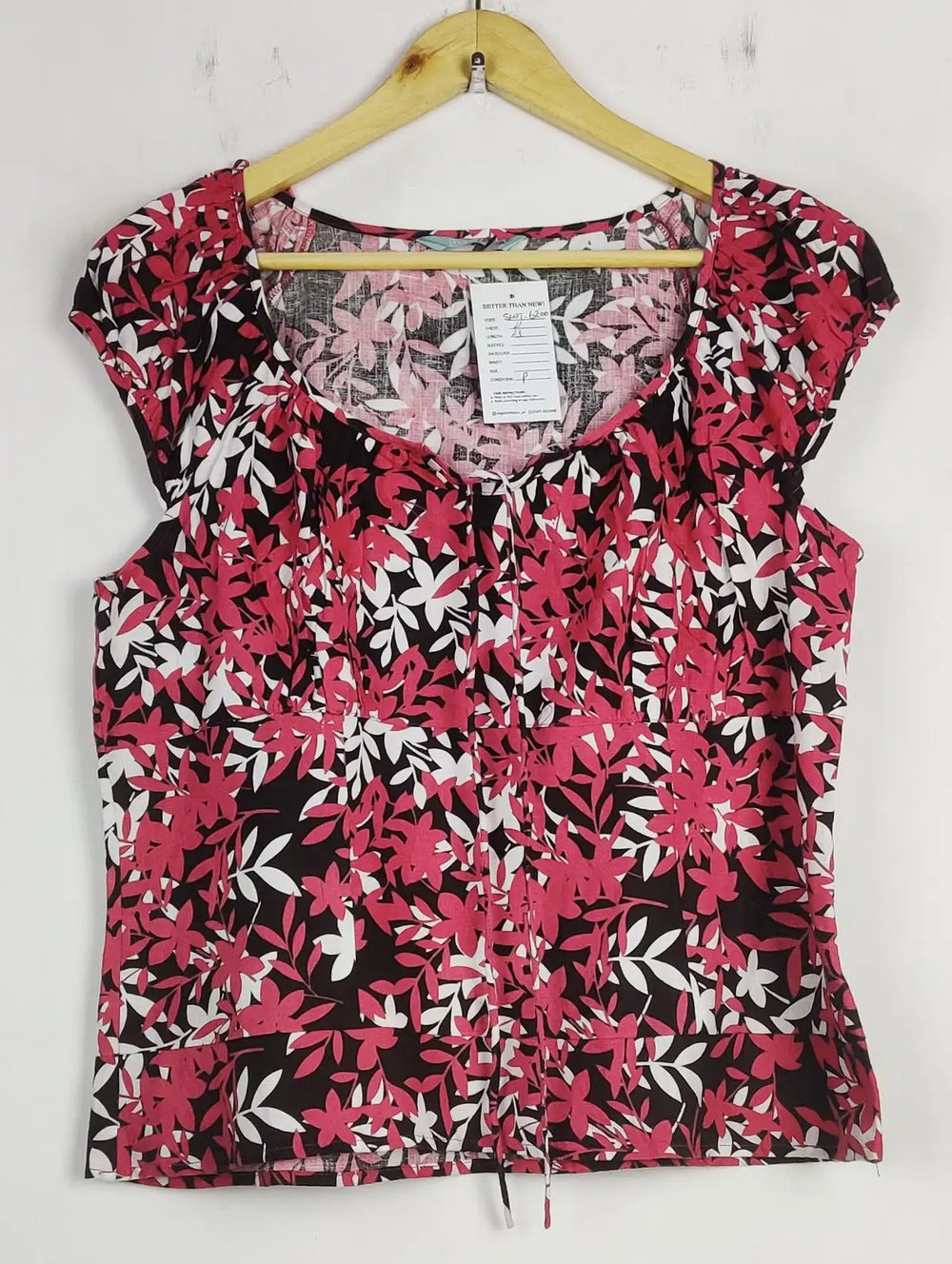 Buy online pre-used pre-loved 100% authentic & Original branded Tu (SWT-6200) available in Pakistan. Top international brands avilable.