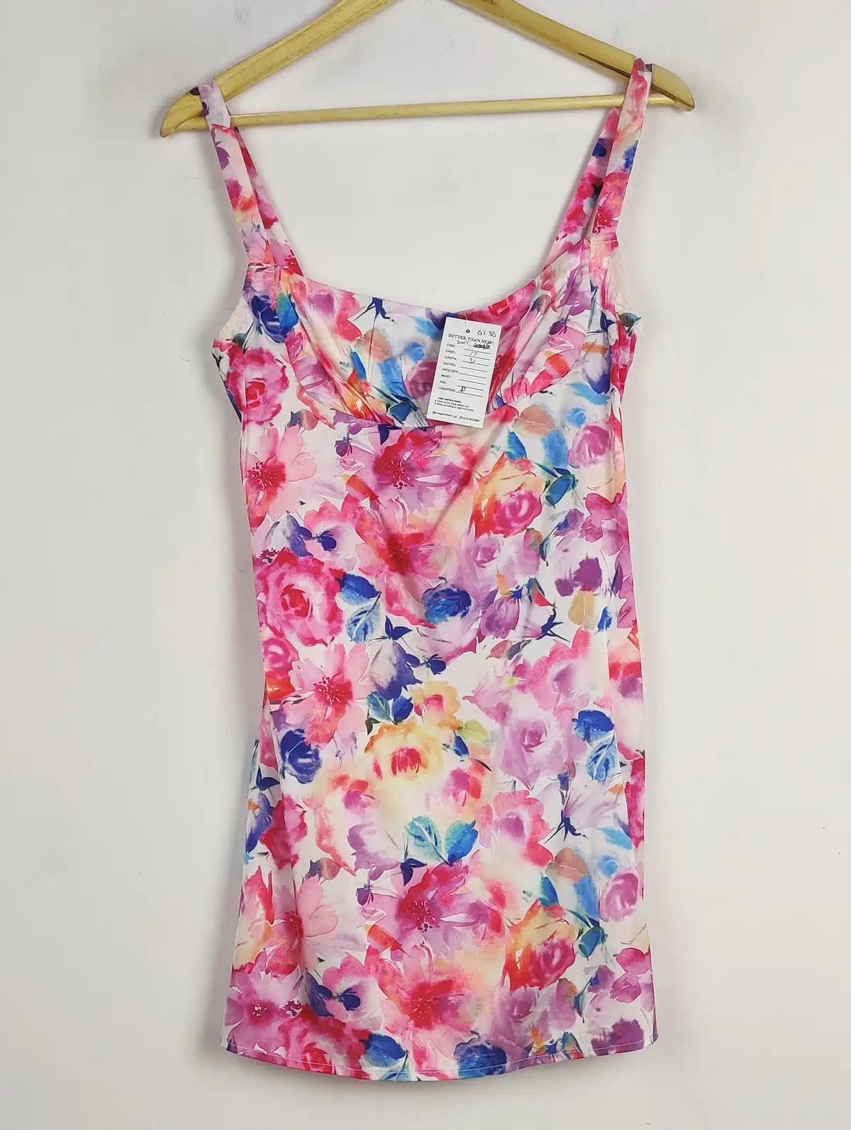 Buy online pre-used pre-loved 100% authentic & Original branded Shein (SWT-6236) available in Pakistan. Top international brands avilable.