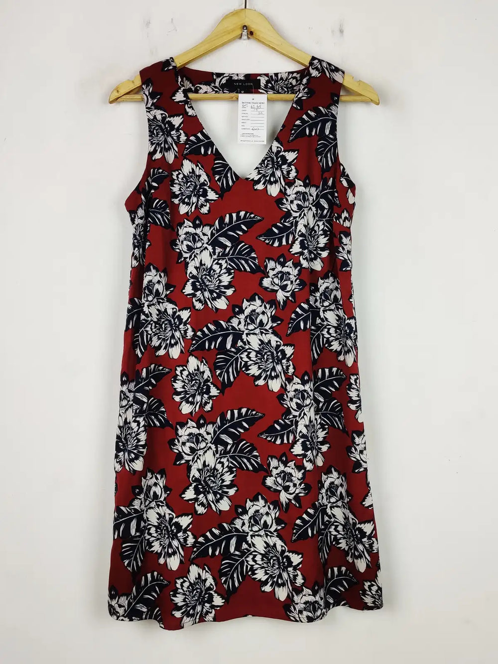 Buy online pre-used pre-loved 100% authentic & Original branded New Look (SWT-6265) available in Pakistan. Top international brands avilable.