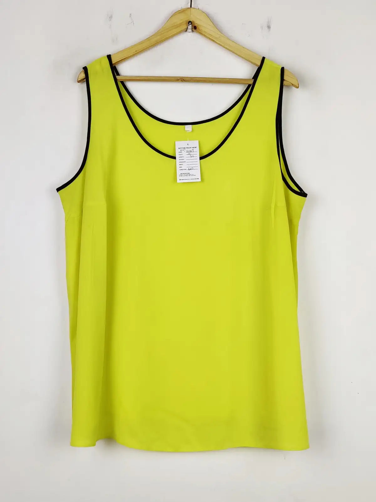 Buy online pre-used pre-loved 100% authentic & Original branded Unknown Brand (SWT-6267) available in Pakistan. Top international brands avilable.