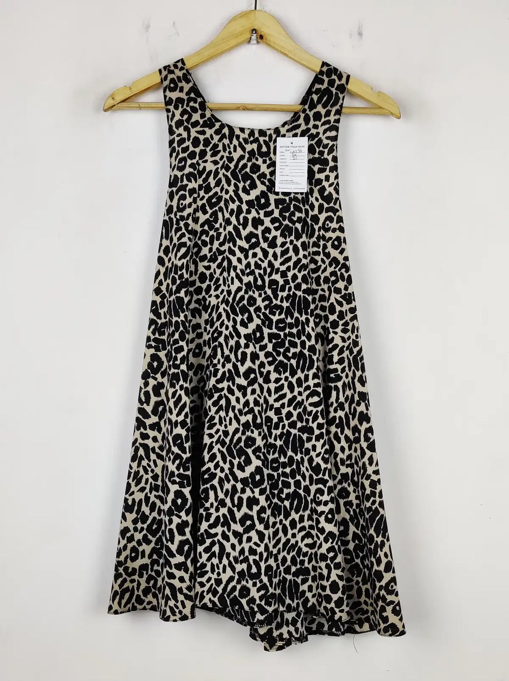 Buy online pre-used pre-loved 100% authentic & Original branded Asos (SWT-6276) available in Pakistan. Top international brands avilable.