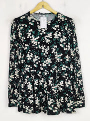 Buy online pre-used pre-loved 100% authentic & Original branded New Look (SWT-6394) available in Pakistan. Top international brands avilable.