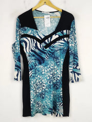 Buy online pre-used pre-loved 100% authentic & Original branded Carla Di Angeli (SWT-6419) available in Pakistan. Top international brands avilable.