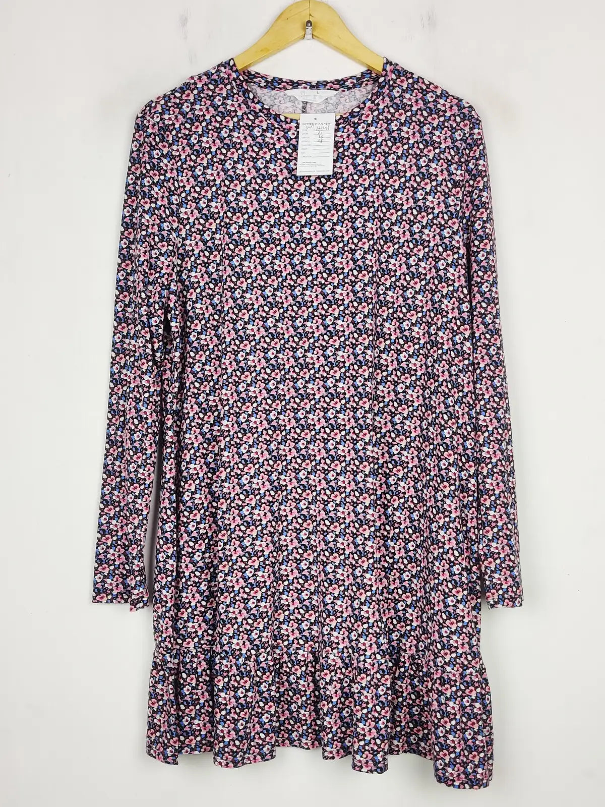 Buy online pre-used pre-loved 100% authentic & Original branded Primark (SWT-6441) available in Pakistan. Top international brands avilable.