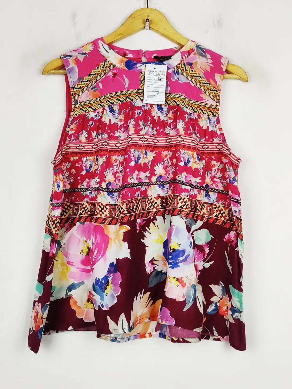 Buy online pre-used pre-loved 100% authentic & Original branded Vineet Bahl (SWT-6459) available in Pakistan. Top international brands avilable.