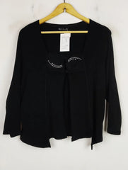 Buy online pre-used pre-loved 100% authentic & Original branded Fluide (SWT-6479) available in Pakistan. Top international brands avilable.