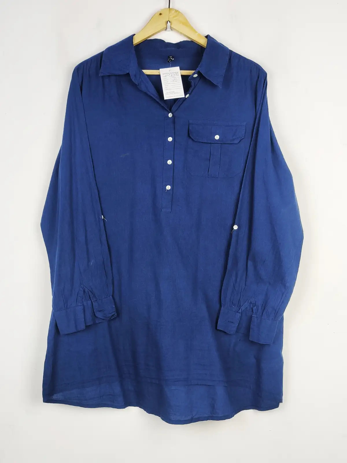 Buy online pre-used pre-loved 100% authentic & Original branded Riviera (SWT-6497) available in Pakistan. Top international brands avilable.