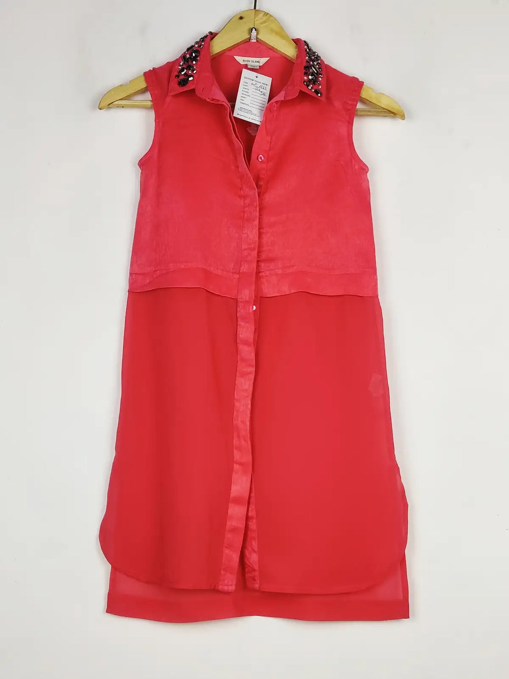 Buy online pre-used pre-loved 100% authentic & Original branded River Island (SWT-6523) available in Pakistan. Top international brands avilable.