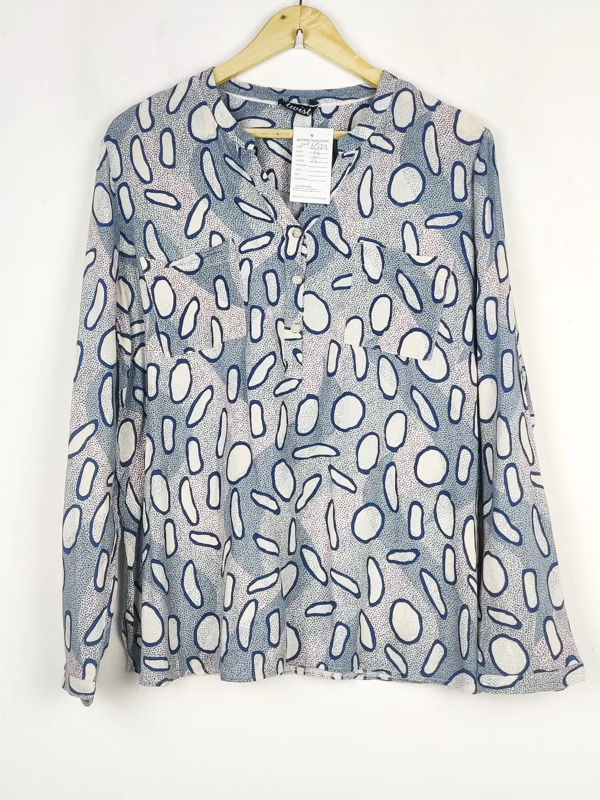 Buy online pre-used pre-loved 100% authentic & Original branded Twist (SWT-6539) available in Pakistan. Top international brands avilable.