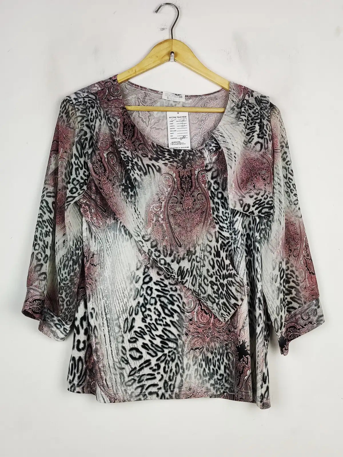 Buy online pre-used pre-loved 100% authentic & Original branded Ilona (SWT-6589) available in Pakistan. Top international brands avilable.