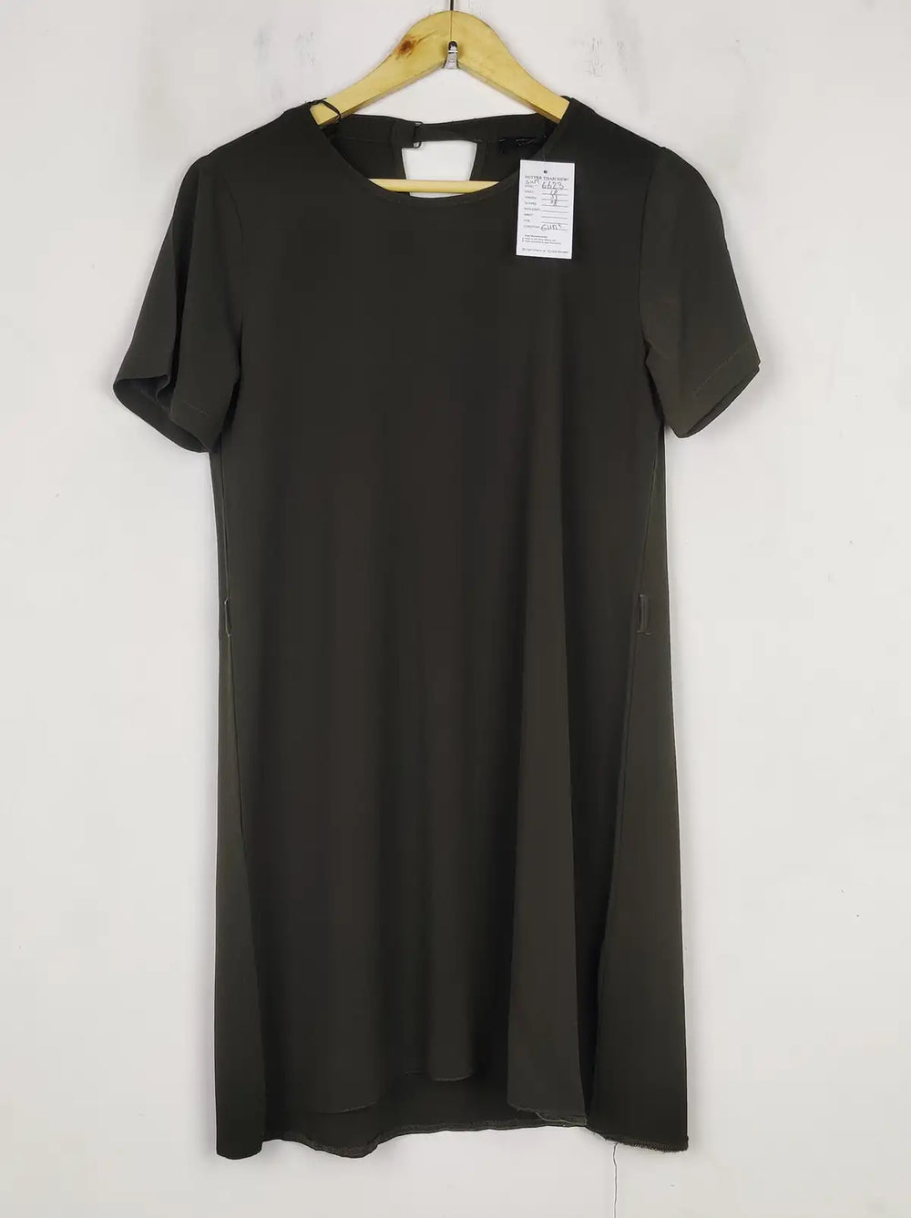 Buy online pre-used pre-loved 100% authentic & Original branded Atmosphere (SWT-6623) available in Pakistan. Top international brands avilable.