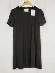 Buy online pre-used pre-loved 100% authentic & Original branded Atmosphere (SWT-6623) available in Pakistan. Top international brands avilable.