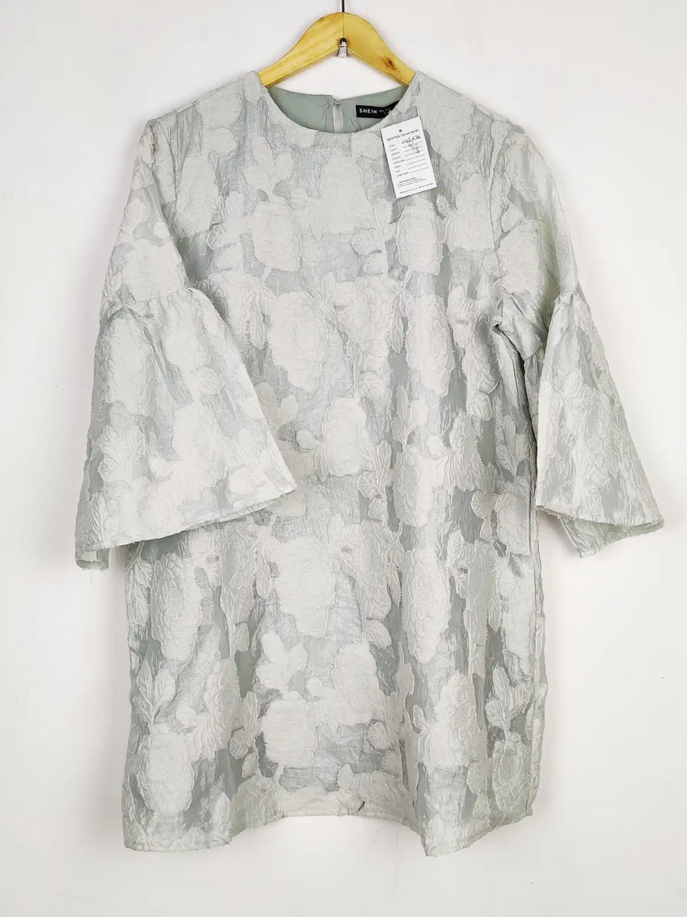 Buy online pre-used pre-loved 100% authentic & Original branded Shein (SWT-6766) available in Pakistan. Top international brands avilable.