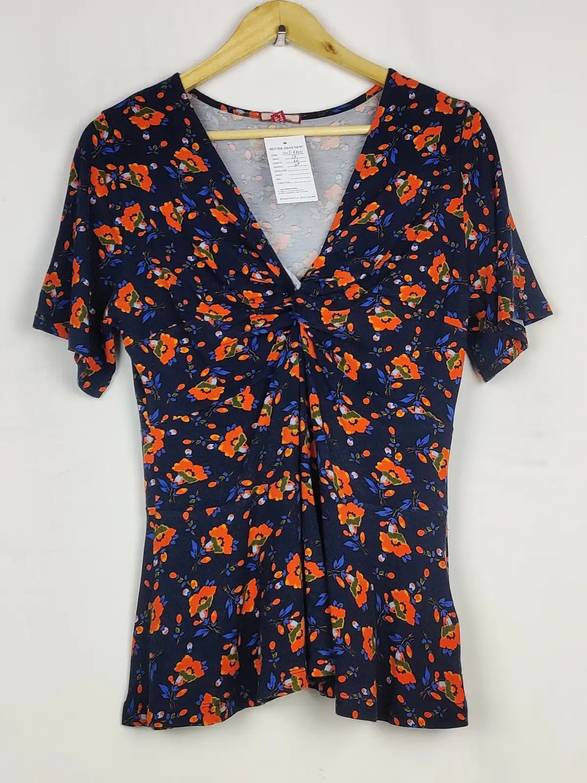 Buy online pre-used pre-loved 100% authentic & Original branded Joe Brossore (SWT-6824) available in Pakistan. Top international brands avilable.
