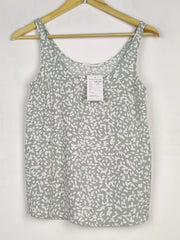 Buy online pre-used pre-loved 100% authentic & Original branded Primark (SWT-6827) available in Pakistan. Top international brands avilable.