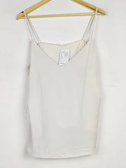 Buy online pre-used pre-loved 100% authentic & Original branded Primark (SWT-6844) available in Pakistan. Top international brands avilable.