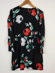 Buy online pre-used pre-loved 100% authentic & Original branded .A.R.M.A.N.I E.X.C.H.A.N.G.E (SWT-691) available in Pakistan. Top international brands avilable.