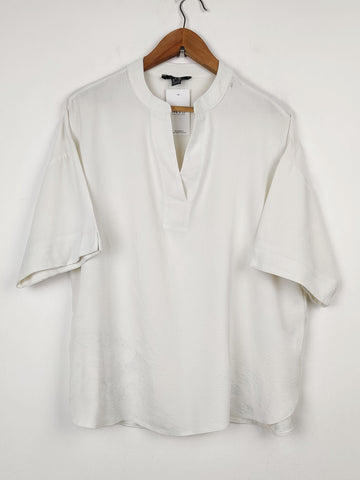 Buy online pre-used pre-loved 100% authentic & Original branded Primark (SWT-700) available in Pakistan. Top international brands avilable.
