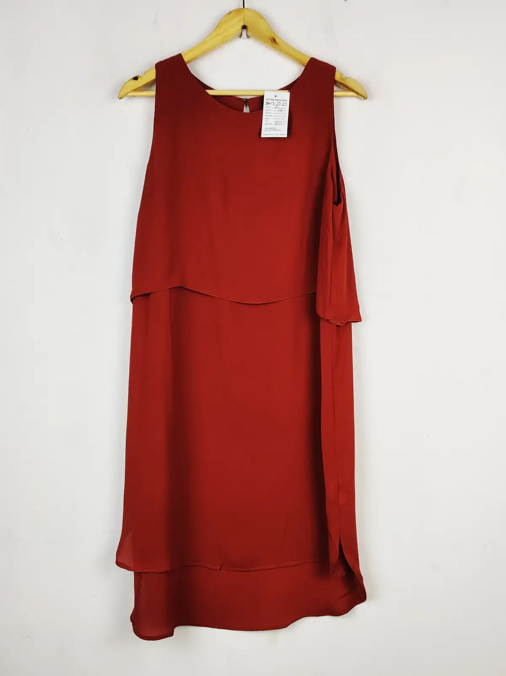 Buy online pre-used pre-loved 100% authentic & Original branded Atmosphere (SWT-7025) available in Pakistan. Top international brands avilable.