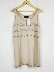 Buy online pre-used pre-loved 100% authentic & Original branded H&M (SWT-7042) available in Pakistan. Top international brands avilable.