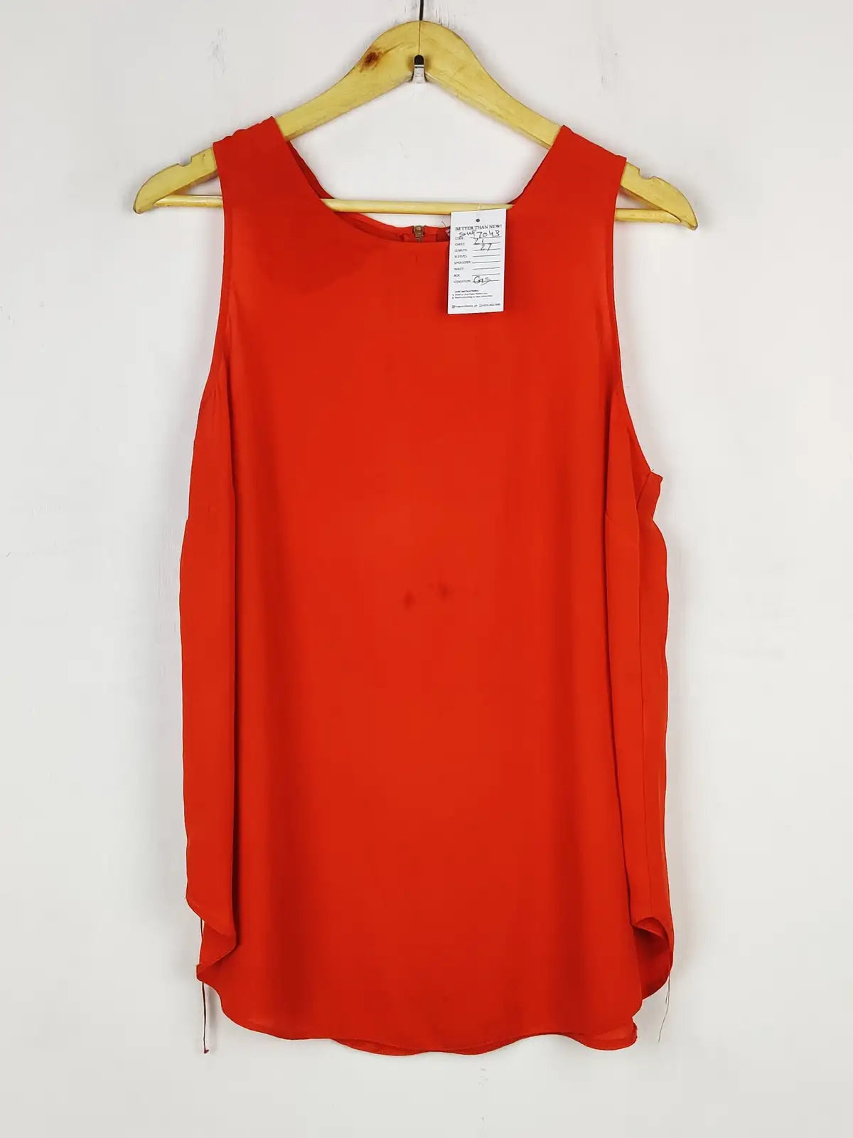 Buy online pre-used pre-loved 100% authentic & Original branded Primark (SWT-7043) available in Pakistan. Top international brands avilable.