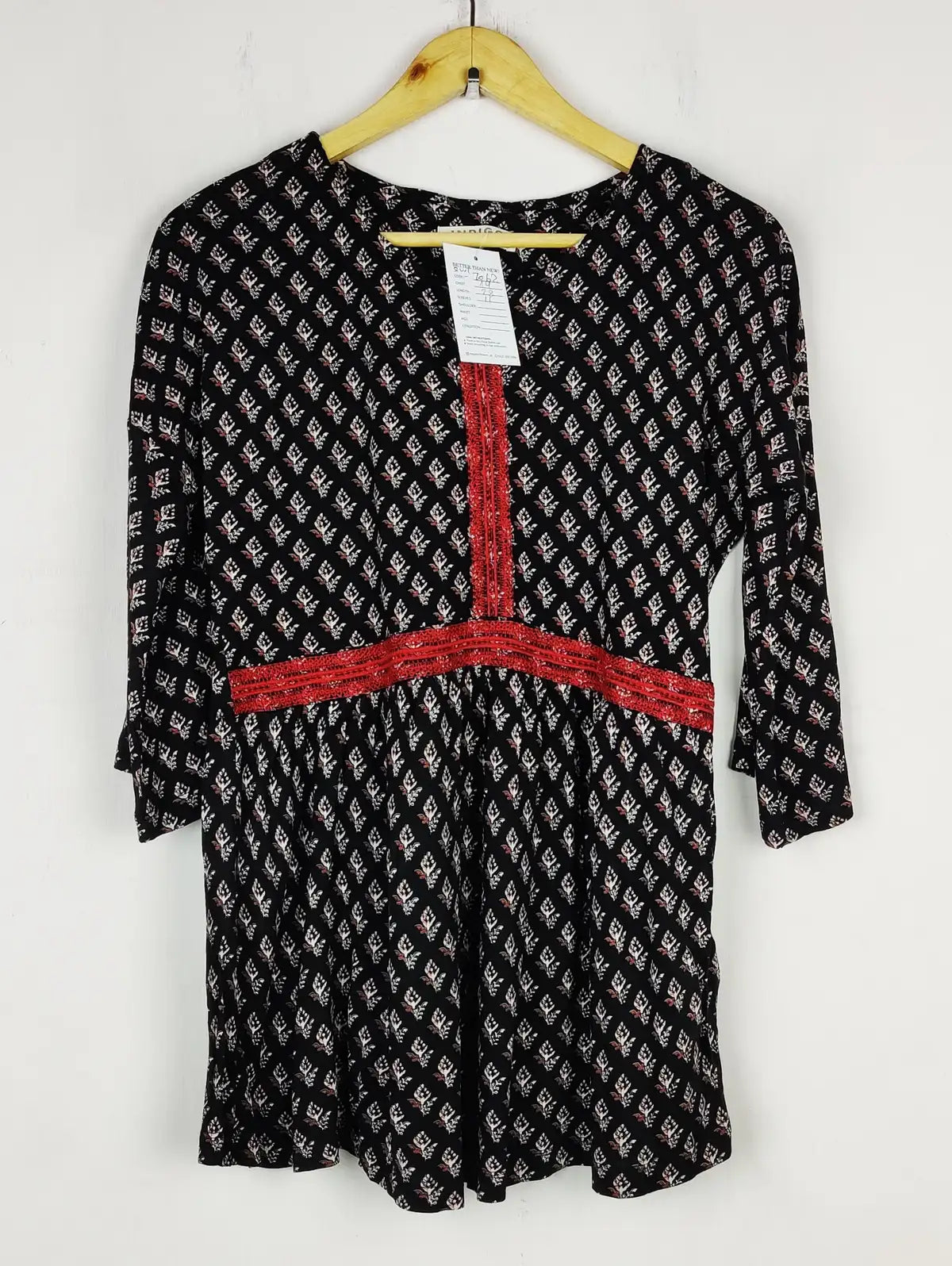 Buy online pre-used pre-loved 100% authentic & Original branded Ingago (SWT-7062) available in Pakistan. Top international brands avilable.
