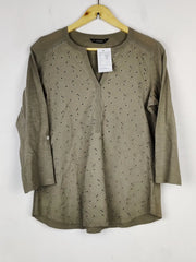Buy online pre-used pre-loved 100% authentic & Original branded Dunnes (SWT-7064) available in Pakistan. Top international brands avilable.