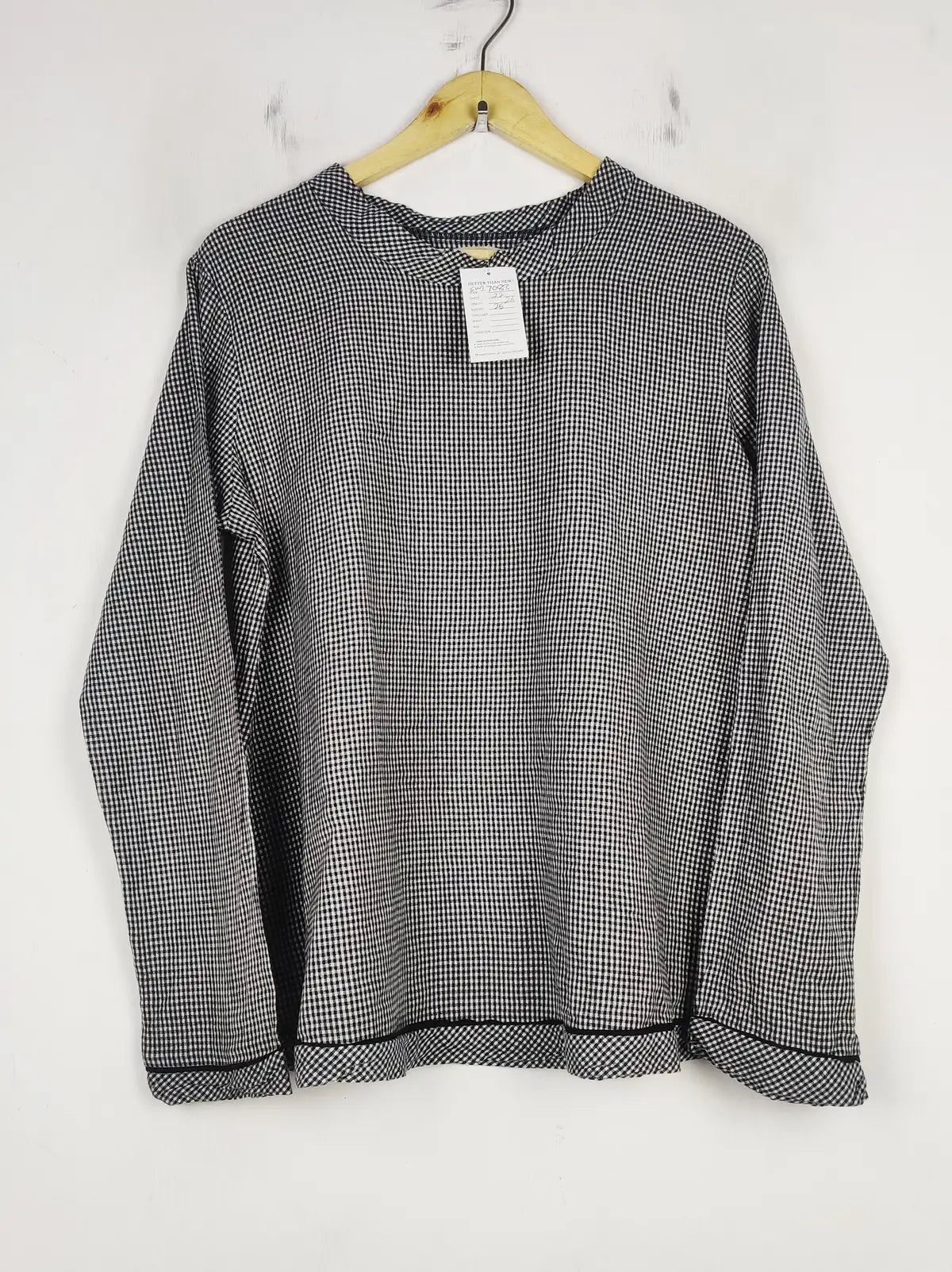 Buy online pre-used pre-loved 100% authentic & Original branded Nature (SWT-7082) available in Pakistan. Top international brands avilable.