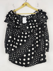 Buy online pre-used pre-loved 100% authentic & Original branded Pep&Co (SWT-7086) available in Pakistan. Top international brands avilable.