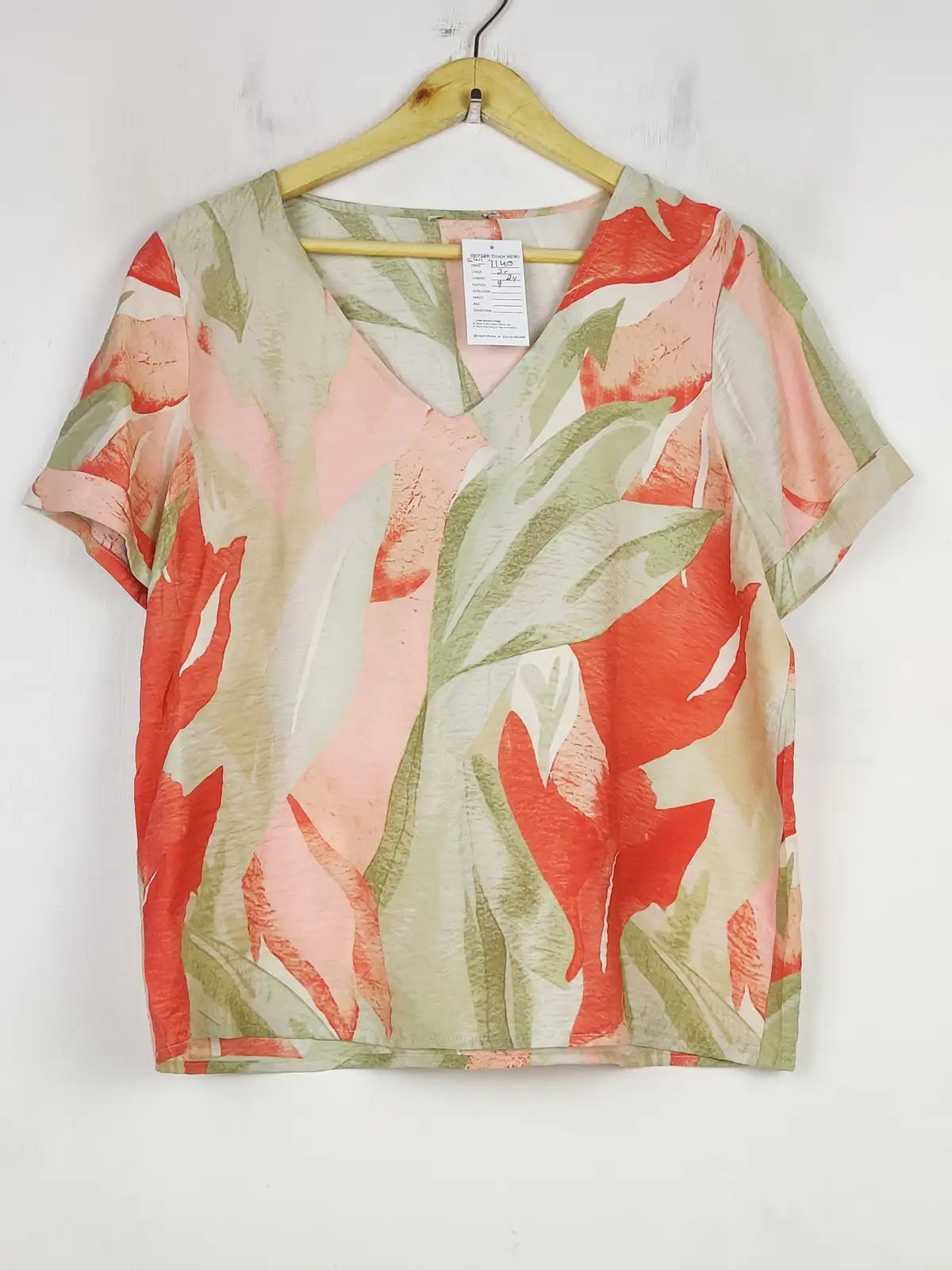 Buy online pre-used pre-loved 100% authentic & Original branded Unknown Brand (SWT-7140) available in Pakistan. Top international brands avilable.