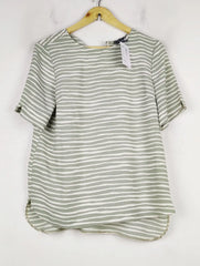 Buy online pre-used pre-loved 100% authentic & Original branded Primark (SWT-7180) available in Pakistan. Top international brands avilable.
