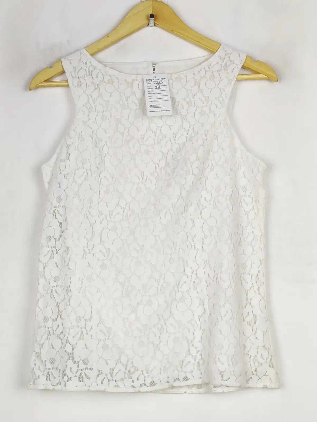 Buy online pre-used pre-loved 100% authentic & Original branded Unknown Brand (SWT-7213) available in Pakistan. Top international brands avilable.